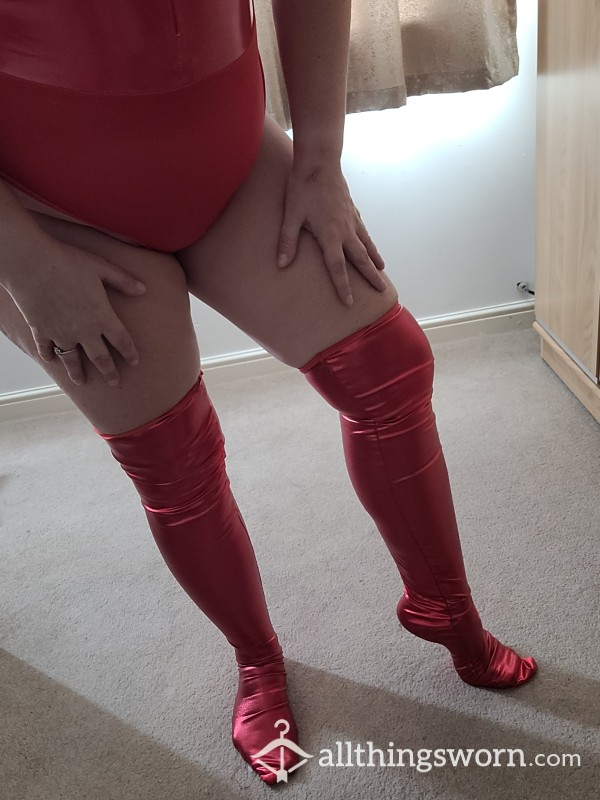 10 Pictures In Red Pvc