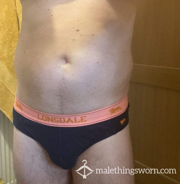 Lonsdale Briefs With Scent Of A Few Days Wear
