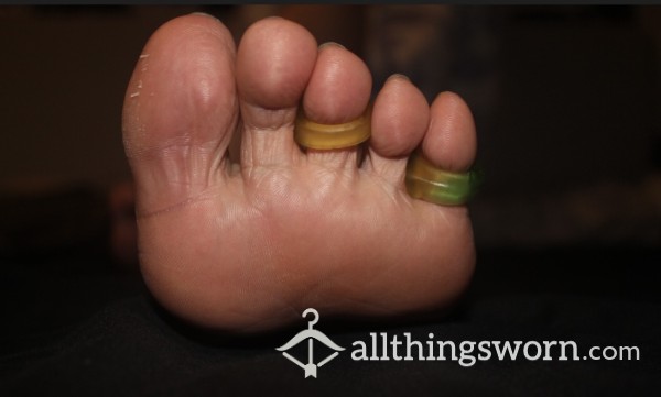 3 Candy Toe Rings