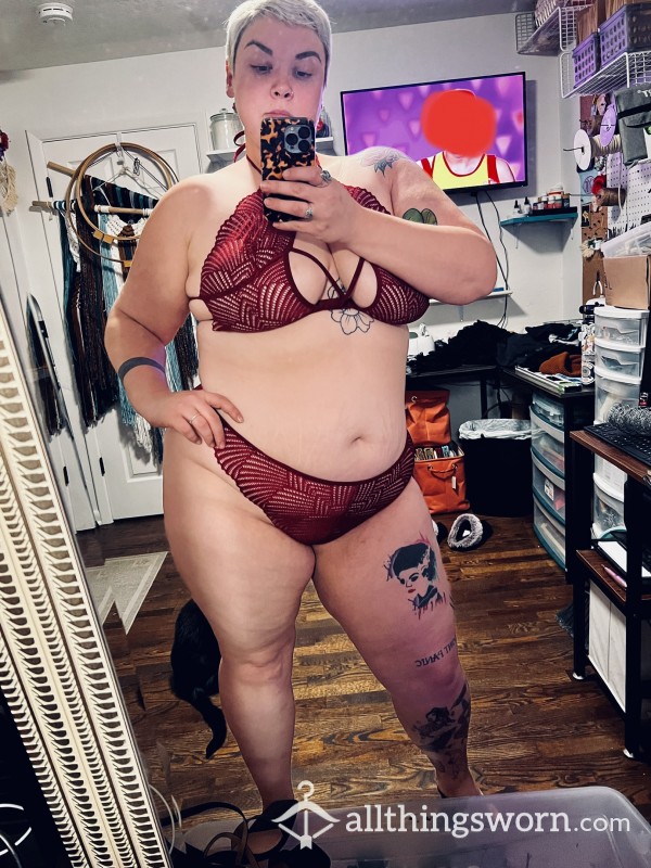 3XL Red Scalloped Lingerie
