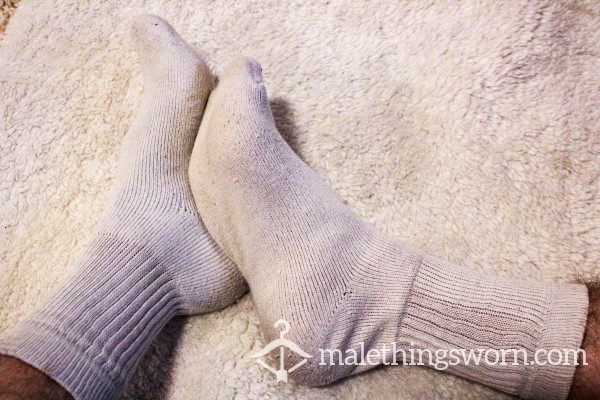 7-Day Wear Stinky White Sport Socks
