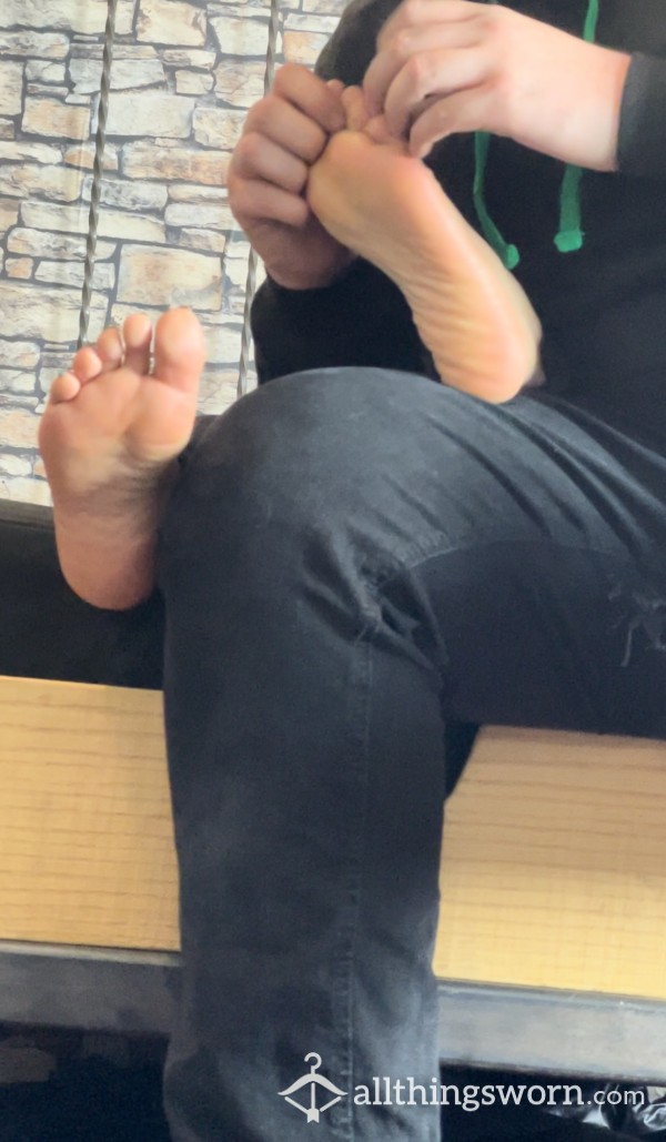 Alisha’s Ticklish Feet
