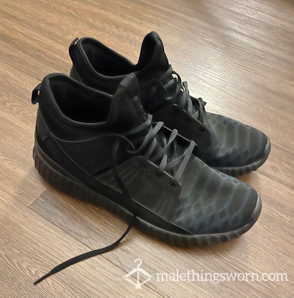 Black Blend Gym Trainers - Worn And Sweaty - Size 42/ 8