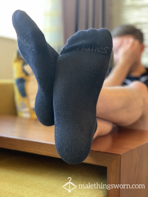 SOLD Black Hanes Socks