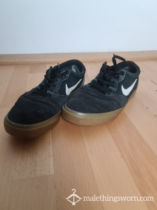 Black Nike SB Size: EU 41/US 8/UK 71/2