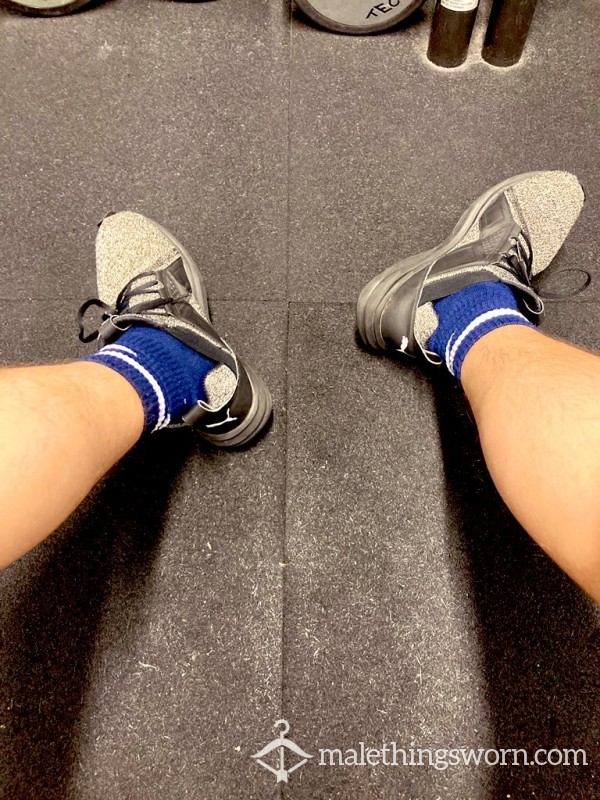 Blue Smelly Socks (6+ Gym Workouts)