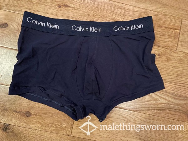 Calvin Klein Tight Fitting Navy Blue Boxer Trunks With Logo Waistband (S)