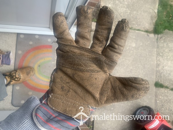 Clapped Out Leather Work / Gardening Gloves