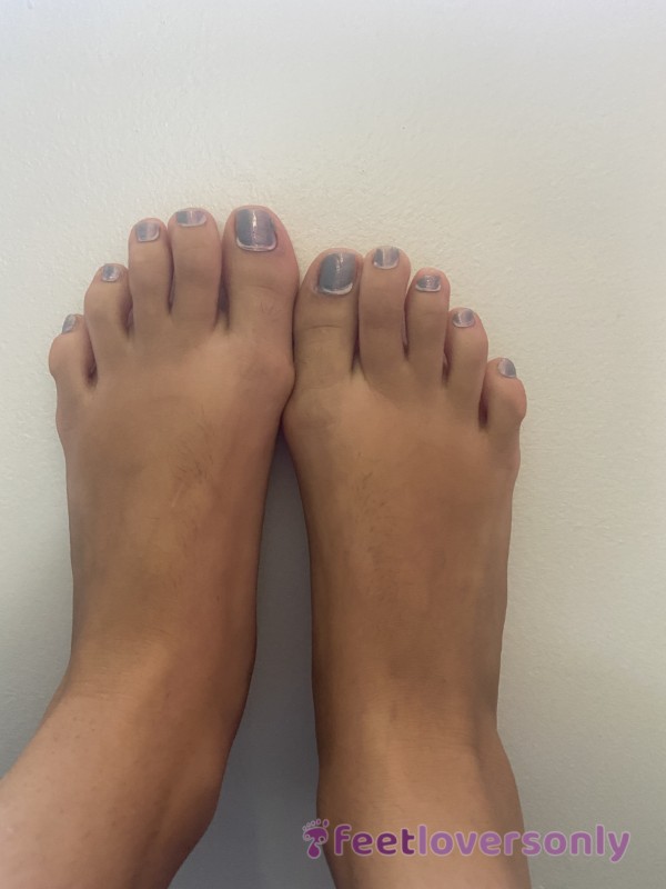 Clean, Scrubbed, Cute Toes And Feet And Ready For You!
