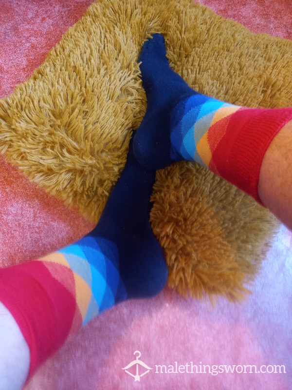 Colourful Socks! Customizable 😏😜
