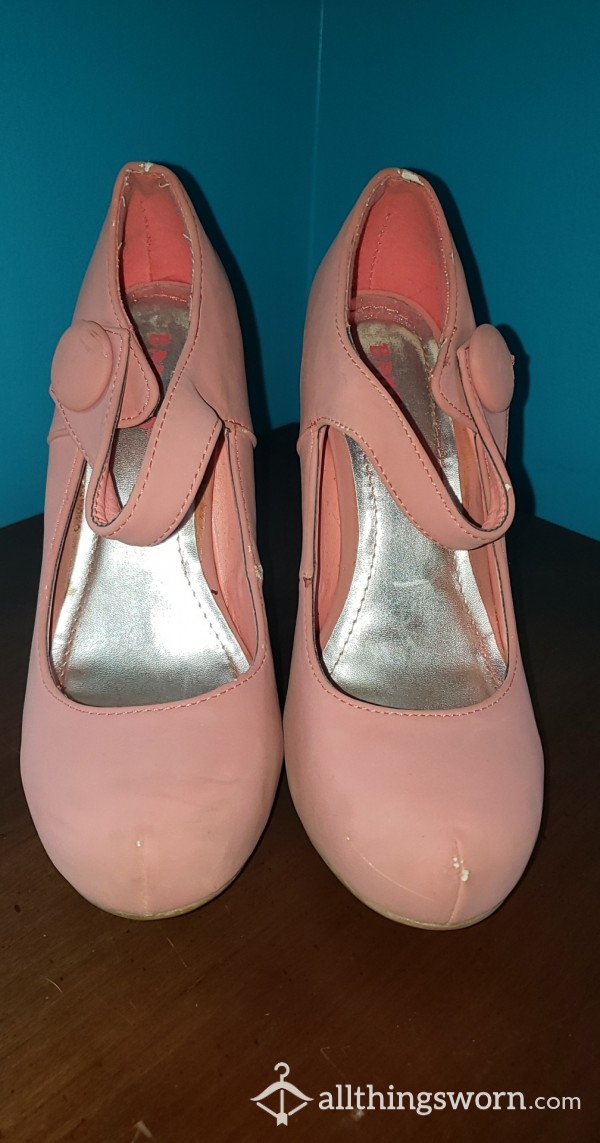 Coral Size 7 Mary Jane Style Heels