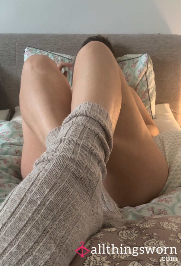 Socks Mid Length DM For Requests X