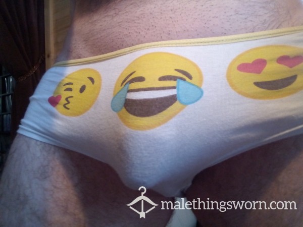 Emoji Smiley Cotton Knickers Size 16, Lovely Smiley Face On Your Cock, Hmmmm