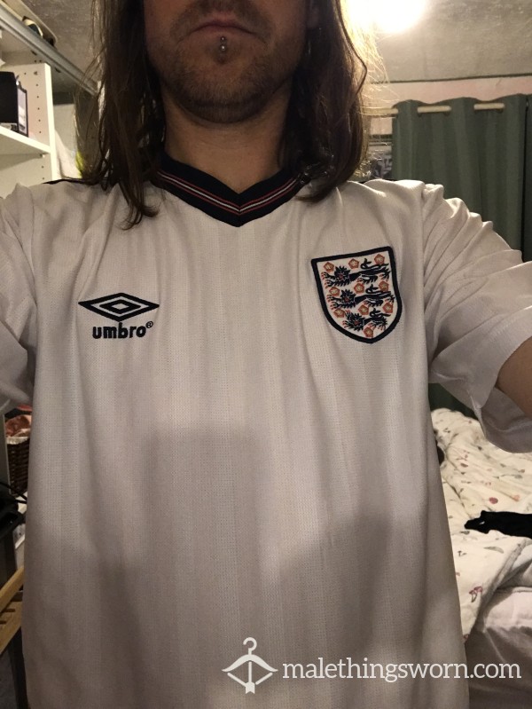 England Football Shirt Size Medium