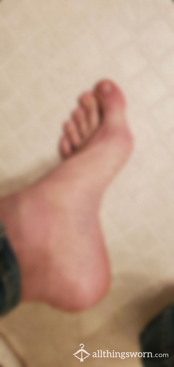Feet/sock Pics