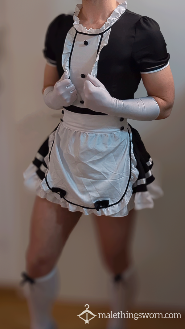 [sold] Full Maid Outfit - Intensly Used!