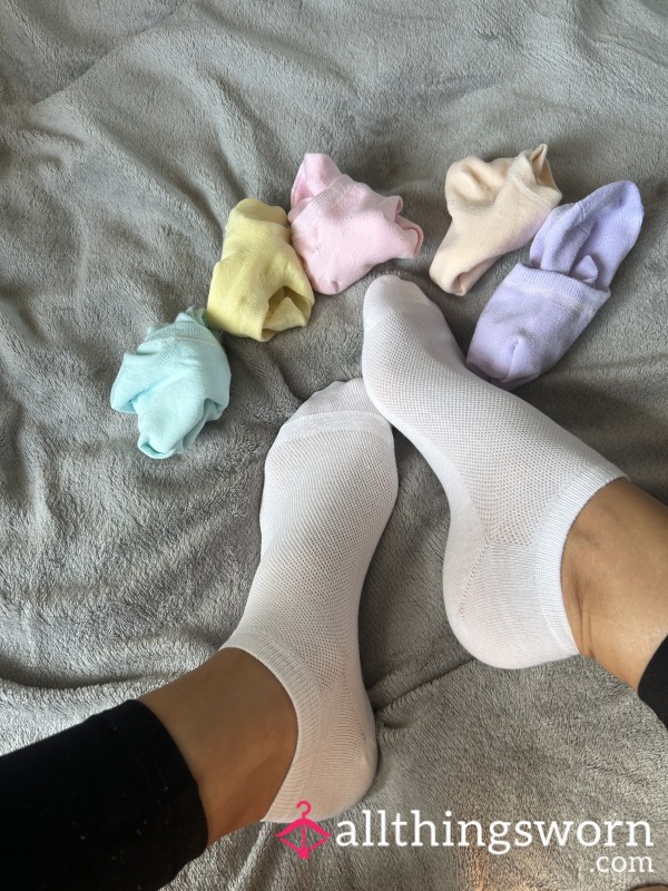 Gorgeous Cotton/mesh Style Socks In Various Colours