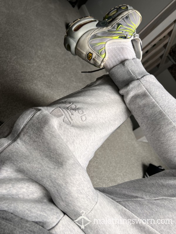 SOLD 💦 Grey Adidas Joggers
