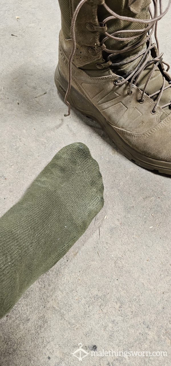 Hot Sweaty Army Feet 14hr Day
