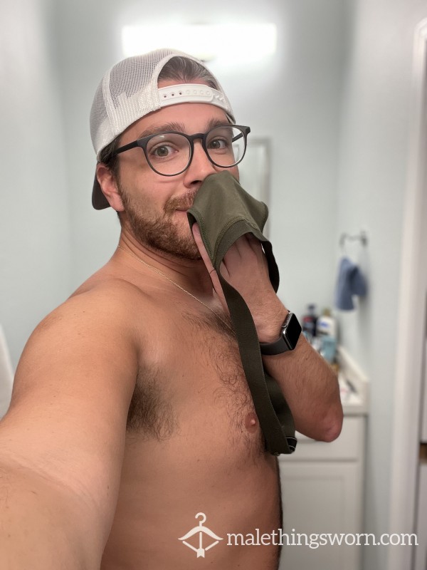 Images Of Me Sniffing My Used Clothes (nude)