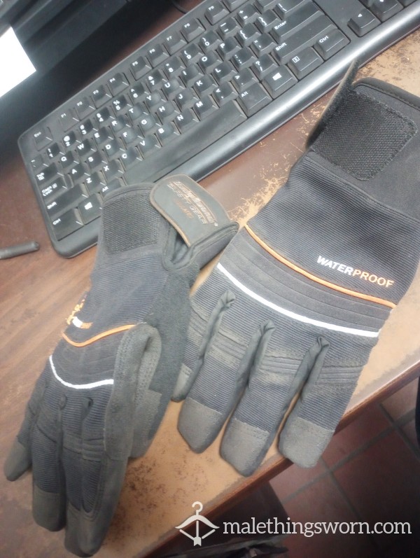 Insulated Body Guard XL Work Gloves!