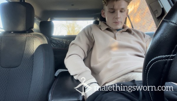 Jerking And Cumming In My Car - 10 Minutes