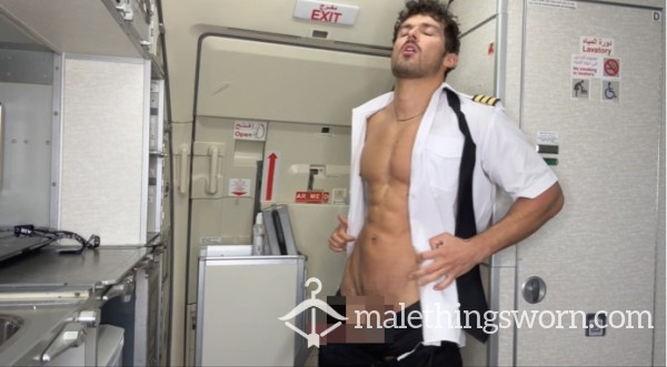 Jerking Off In A Real Plane