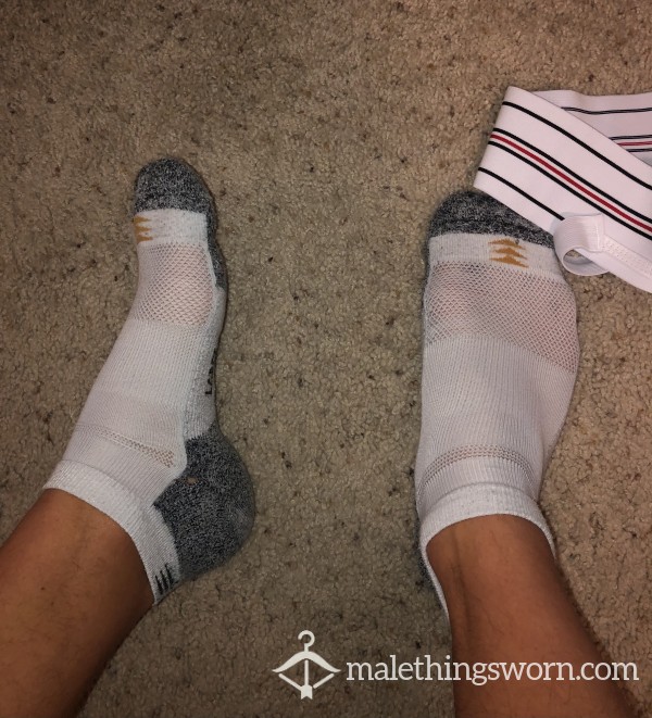 Worn Workout Ankle Socks (L)