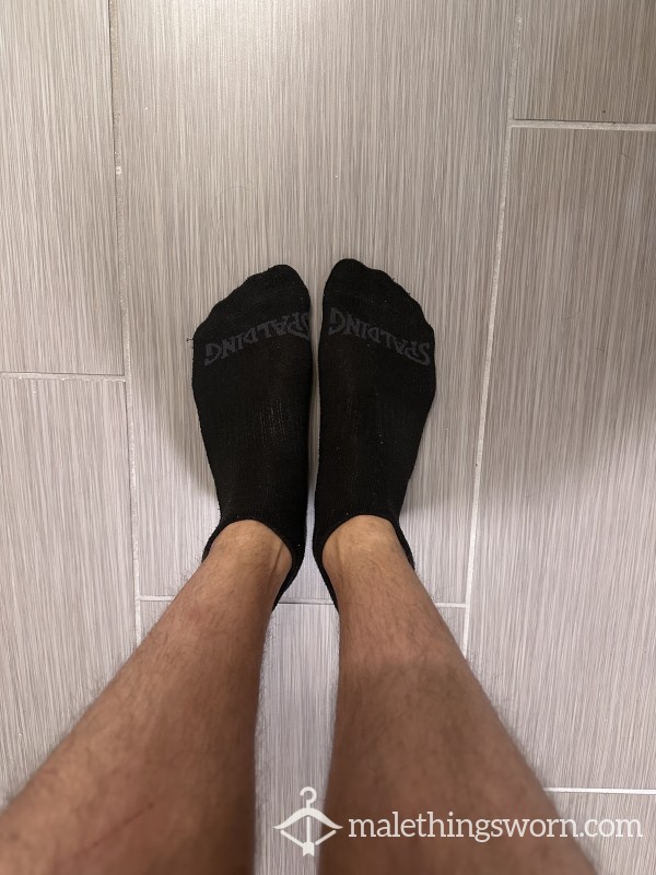 Low-Cut Black Socks