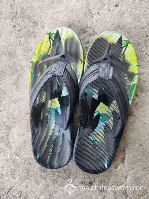 Buy Maui and Sons Multicolor Flip Flops Complete with
