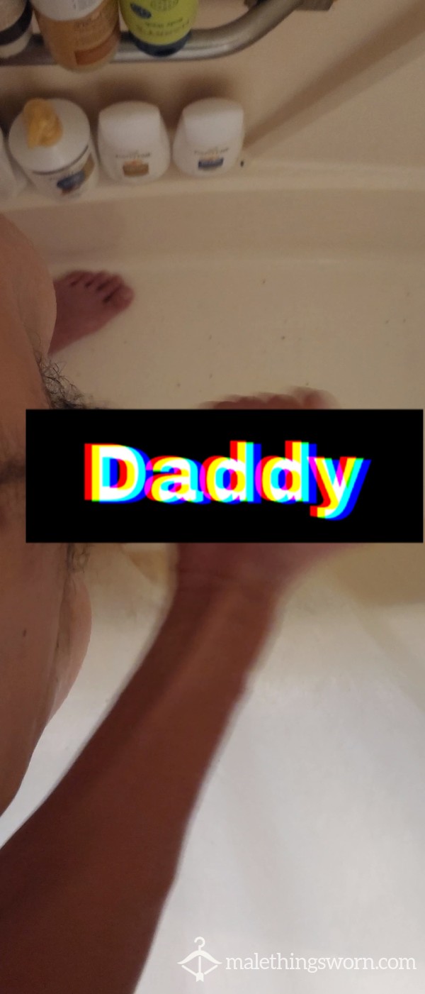 Me Masterbating In The Shower 😍