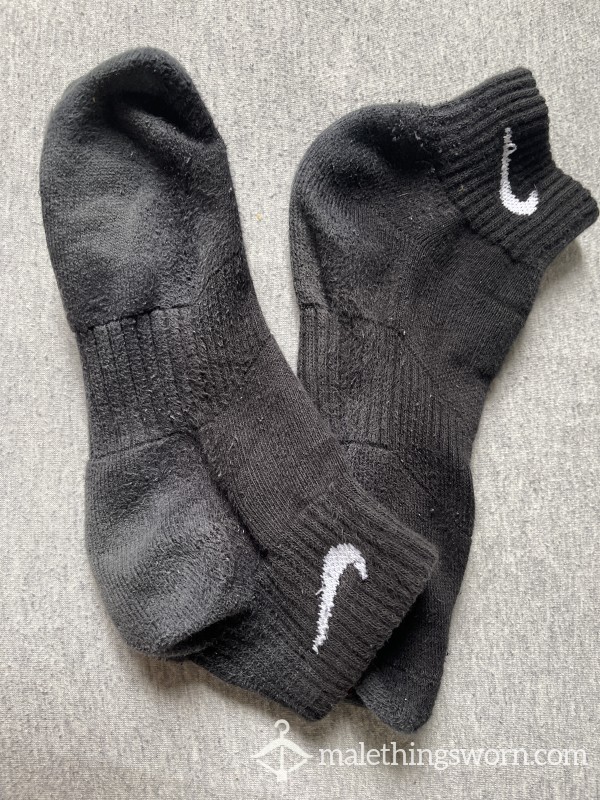 Mems Worn Black Nike Socks