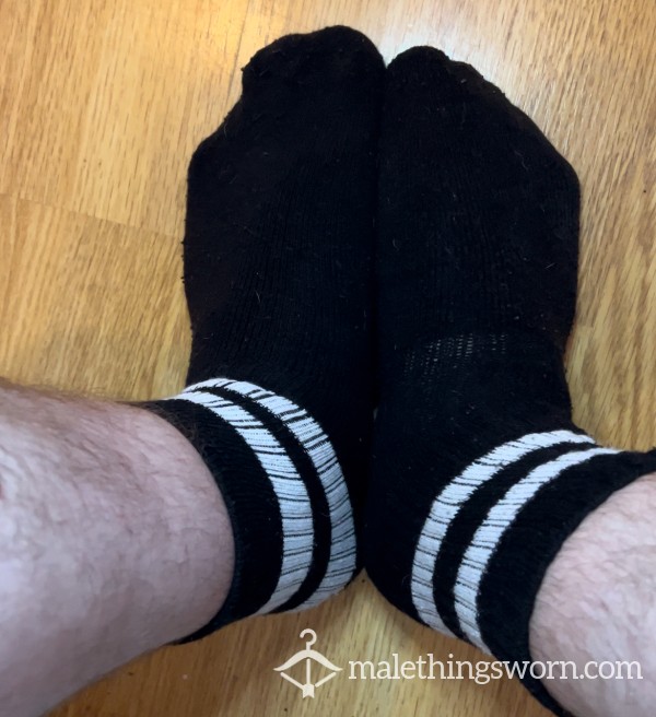 Men’s Black Thick Gym Socks Used (Strong Smell)