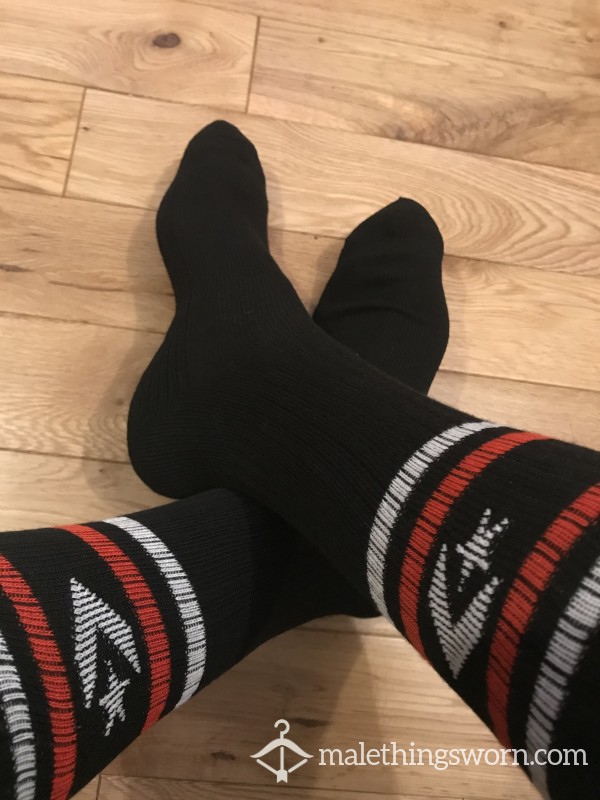 Men's Converse Black Sports Crew Socks With Red Logo photo