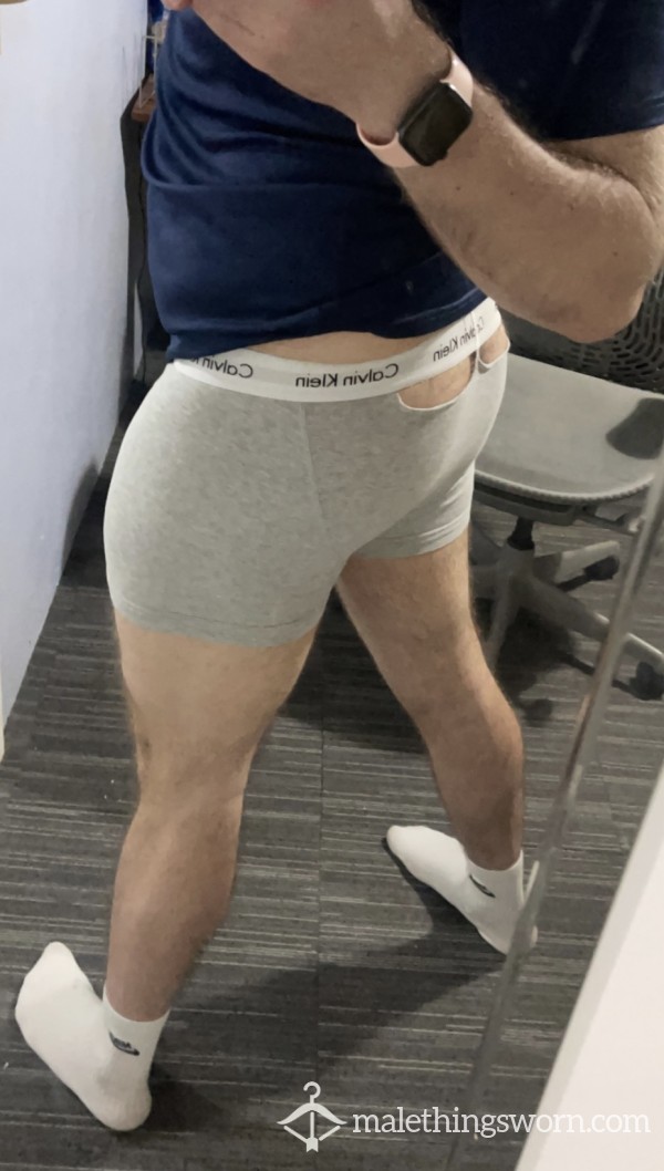 Mens Grey Calvin’s Very Worn, Worn To Your Preference 😅