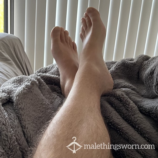 Mster's Perfect Feet photo