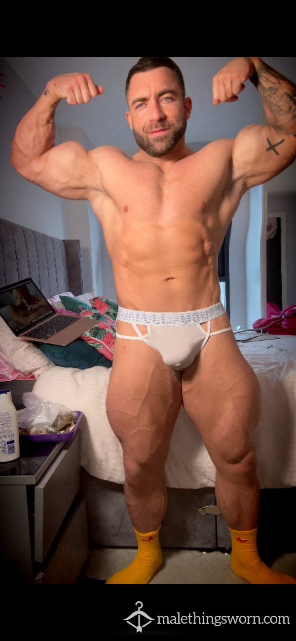 Muscle Worship Wank And Cum
