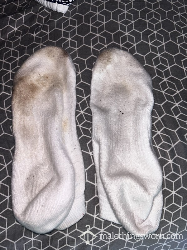 Musky Damp Well Worn White Socks