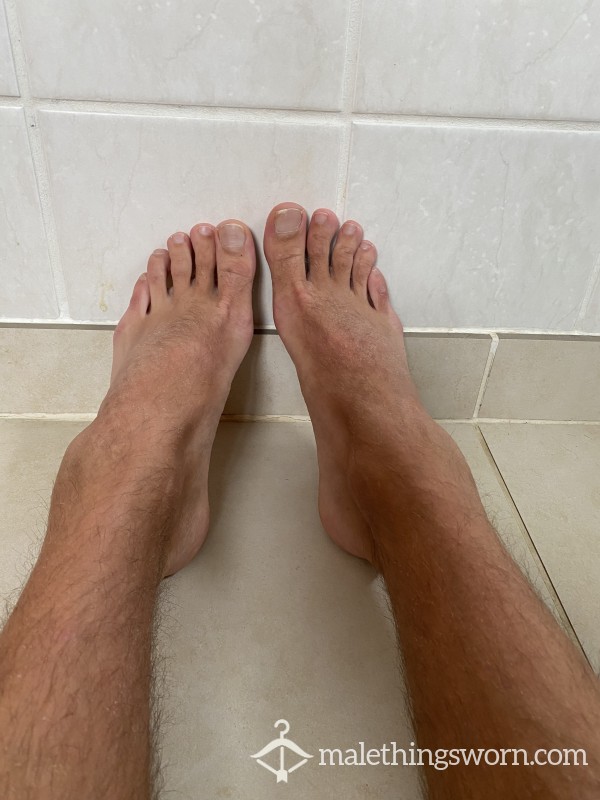 My Sexy Feet Pics 😈
