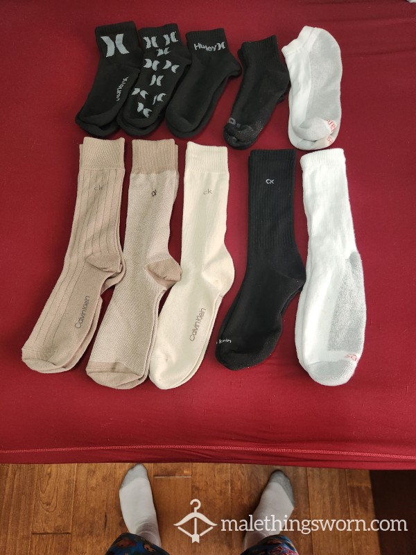 Choose Your Socks, Pick A Pair For 2 Day Wear🧦 photo