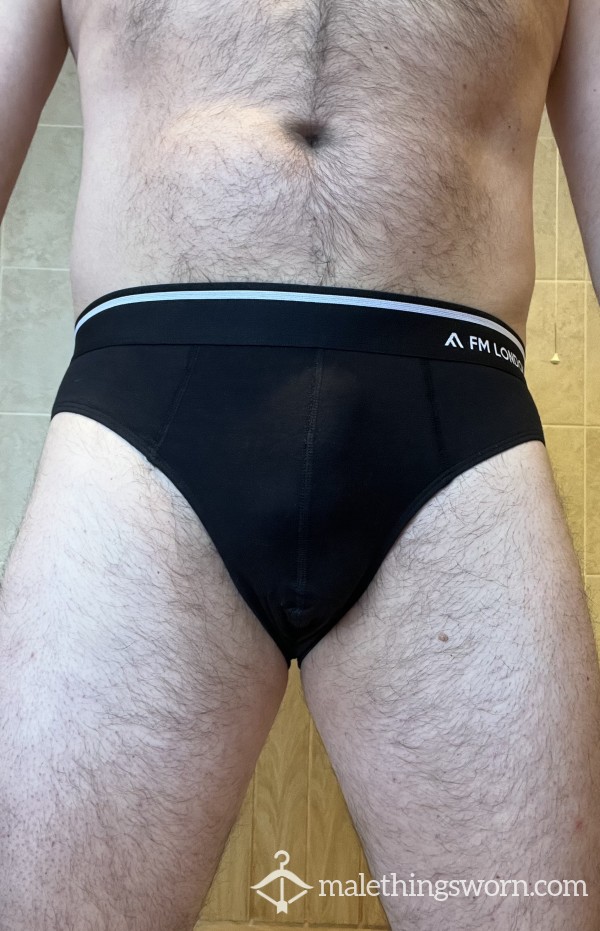 NEW IN: Black Briefs-size Large