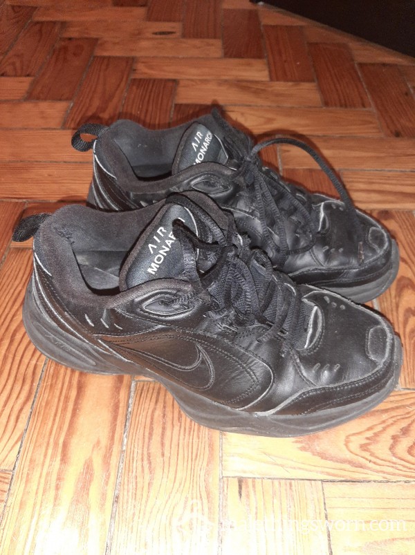 Nike Sneakers Used For 2 Years