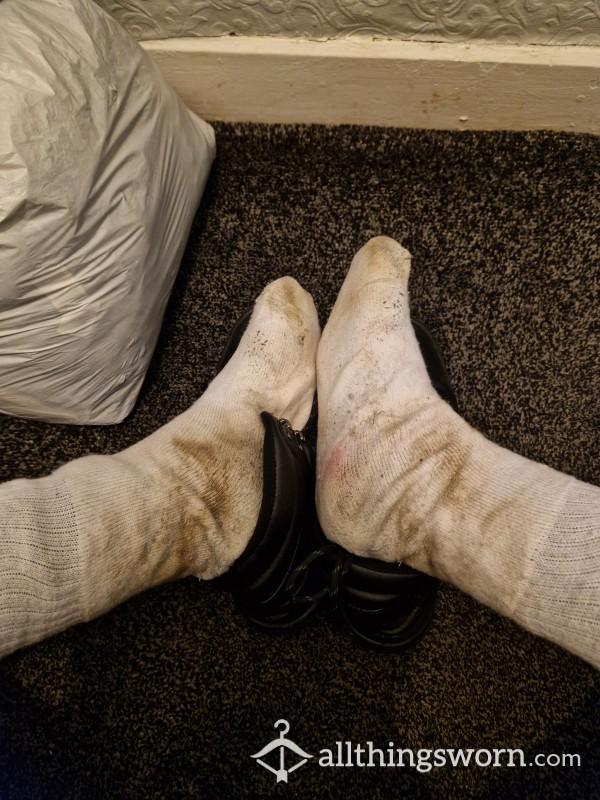 Radioactive Winter ☢️☢️❄️❄️ (28 Day Worn Socks)