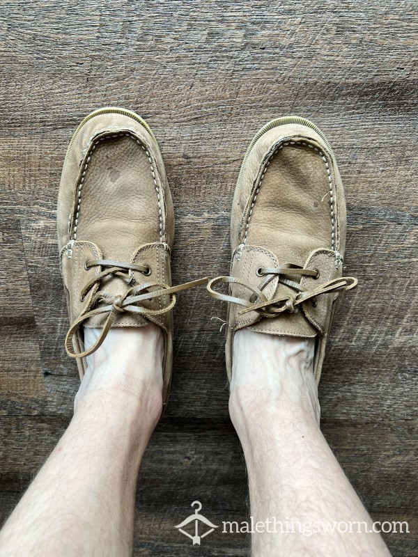 Old Boat Shoes - Stinky