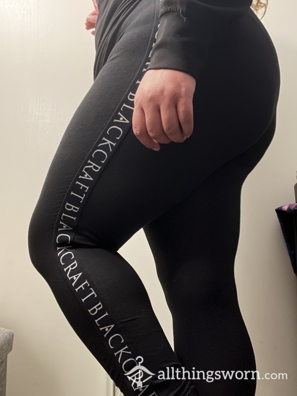 Old Goth Leggings/holes In The Thighs/Size L-XL