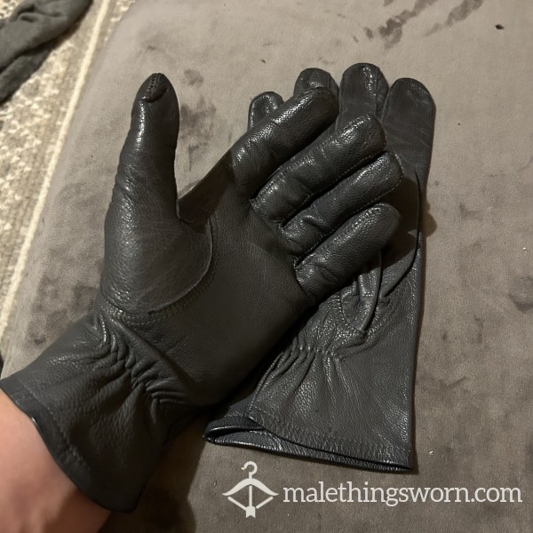 Old Leather Grey Driving Gloves 💦🥵
