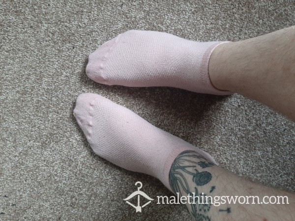 Pale Pink Trainer Socks W Hole