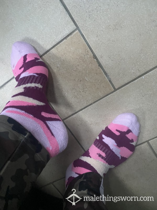 Stinking Pink & Mauve Camouflage Box Menswear Socks
