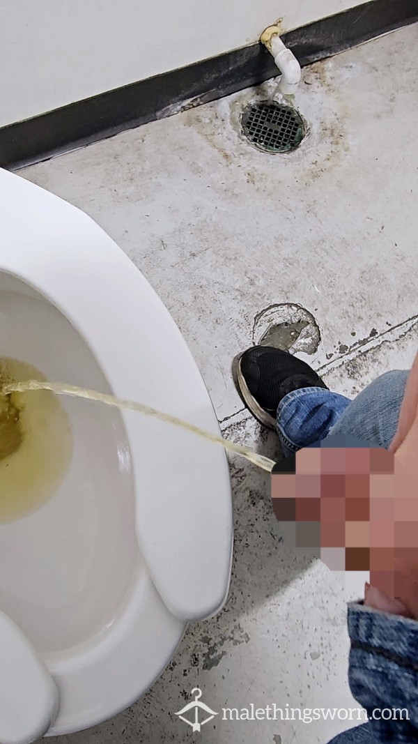Pissing And Sounding