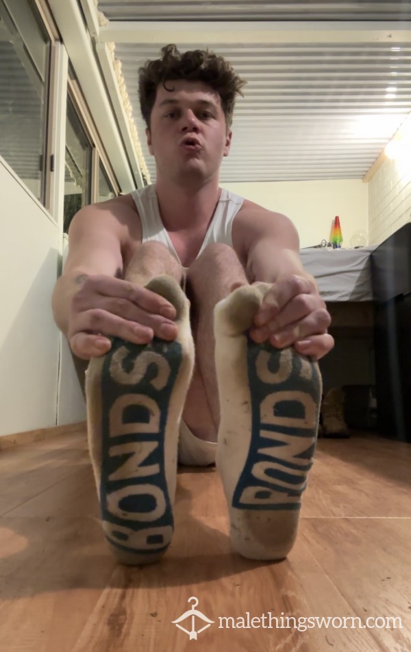 Playing With My Super Sweaty And Rank Smelling Feet After 3 Days On The Tools 🚧😈